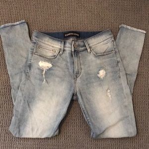 Women’s Express cropped legging mid rise size 8